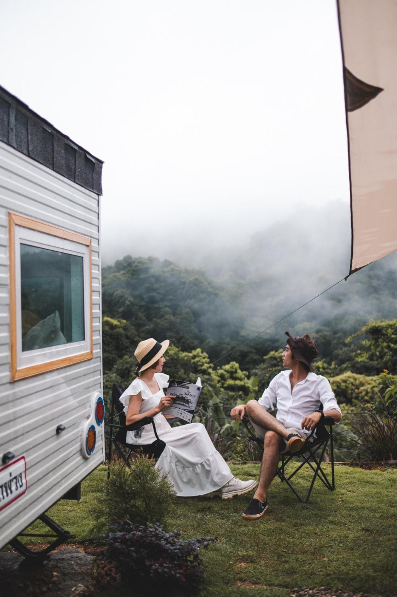 Mon Jam Phu Morinn Camping ม่อนแจ่ม מראה חיצוני תמונה
